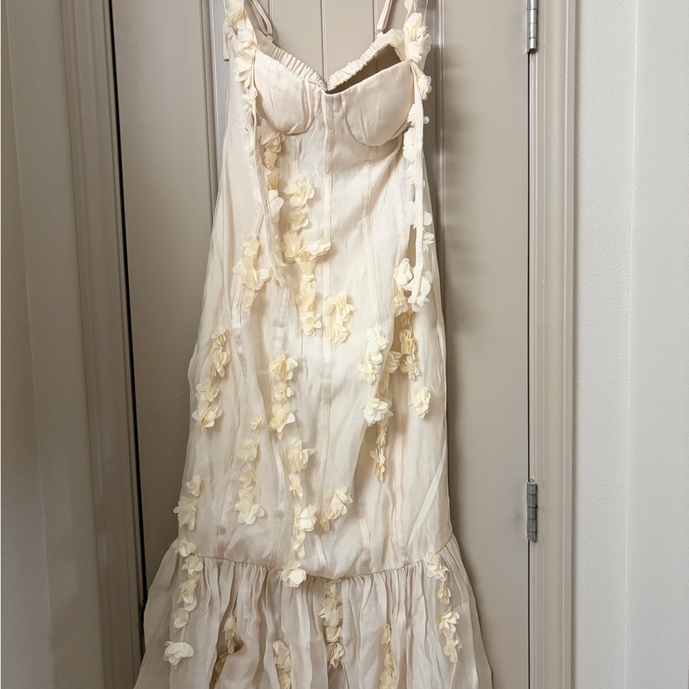 Petal & Pup Posedly Midi Dress - Cream